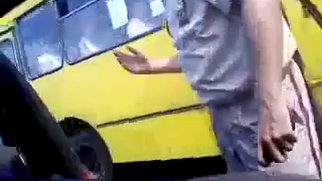 Борзый сотрудник ГИБДД грубо ущемляет права водителя Общение с ГИБДД