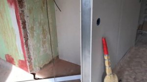 РЕМОНТ ХРУЩЕВКИ часть 2 ДВУХКОМНАТНАЯ ХРУЩЕВКА ПЕРЕПЛАНИРОВКА ИЗ ДВУШКИ В ТРЕШКУ БЮДЖЕТНЫЙ РЕМОНТ