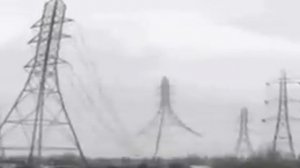 Мега прикол!! Прыгающие опоры электропередач! Жесть!