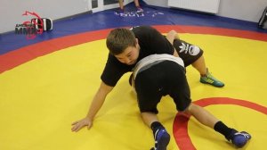 Вольная борьба. Защита от прохода в две ноги и защита от захвата за голову / Дневник ММА