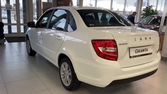 Granta седан Classic Advance plus 15 литые диски 2022 года смотреть онлайн