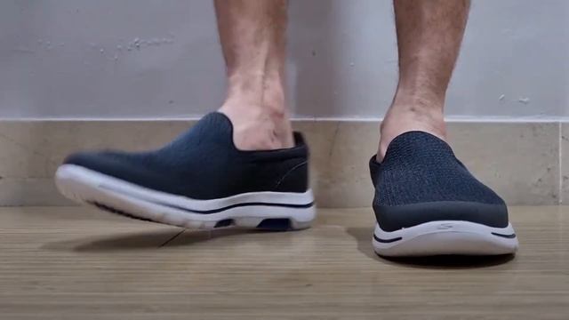 On feet review SKECHERS GO WALK 5 SPARROW CASUAL SLIP-ON SHOES 55503-BLK (100% ASLI & RESMI) NO KW смотреть онлайн