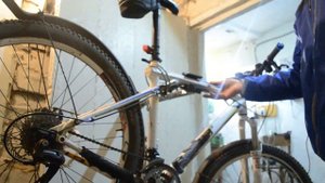 #Самодельная ремонтная стойка для велосипеда