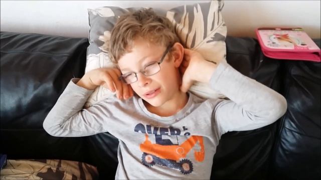 Батут детский с защитной сеткой! смотреть онлайн