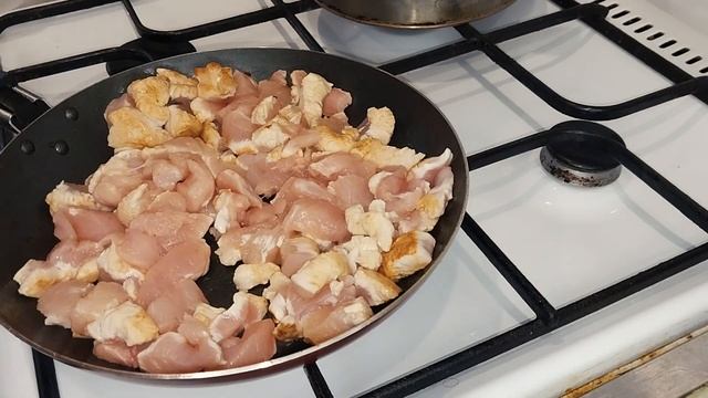 ЖУЛЬЕН ? Рецепт жульена с курицей и грибами в духовке! Рецепт жульена с курицей и грибами в соусе!