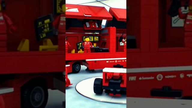 FERRARI F14 T & SCUDERIA FERRARI TRUCK - LEGO SPEED CHAMPIONS - 75913 - PRODUCT ANIMATION