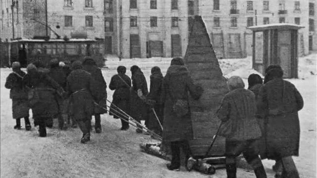 ЗЕМЛЯ ОТ ВОРОНОК ЧЕРНЫМ ЧЕРНА видеоклип смотреть онлайн