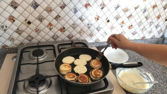 Пышные оладьи на йогурте #пышныеоладьинайогурте