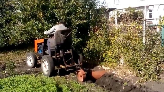 минитрактор СМиТ смотреть онлайн