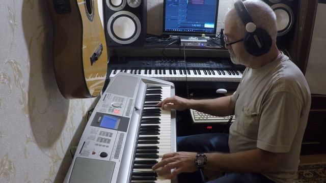 V.Cosma.Le jouet.(Игрушка).Кавер смотреть онлайн