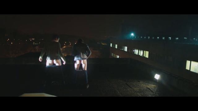 taking a pee, raw (2016) смотреть онлайн