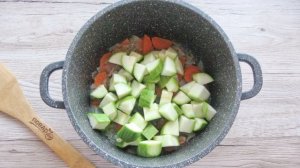 Овощное рагу с тыквой и кабачками