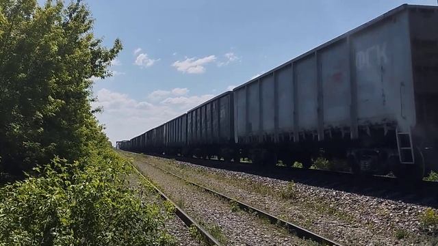 2ТЭ116У-0179 с грузовым поездом на перегоне Аллагуват-Стерлитамак смотреть онлайн