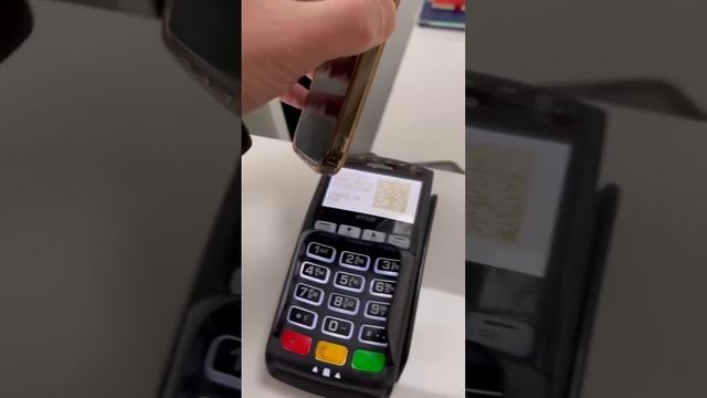 Платёжный стикер вместо Apple Pay ?