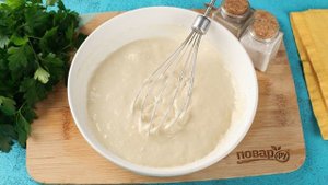 Заливной пирог на кефире и майонезе