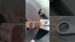 забрал токарный станок 1и611п  с металлоприемки