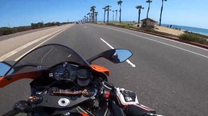 Yamaha R6 vs Suzuki GSXR 600 Detailed Comparison (which one is better?)