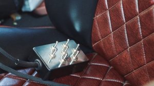 Российский лоурайдер, «персик» ВАЗ 2103. (Tuning Open Fest 2022)