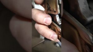 Заклинил замок водительской двери Фольксваген Т4. Как открыть дверь. Что делать.