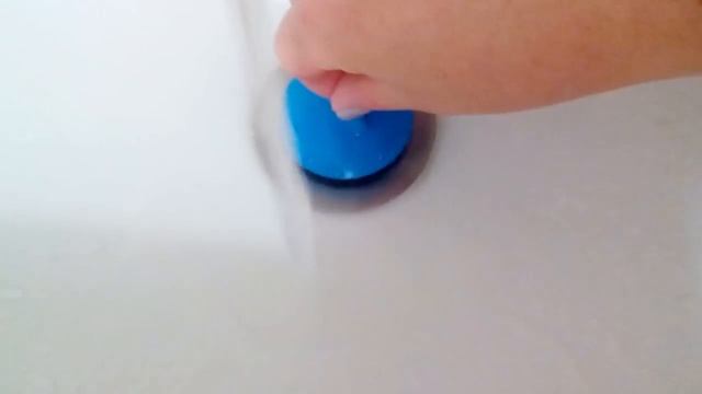 Как сделать ВАННУ и РАКОВИНУ БЕЛОСНЕЖНОЙ смотреть онлайн