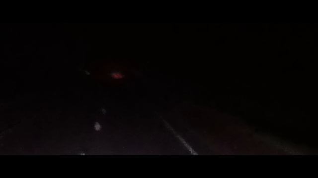 Сильный туман на ночной дороге. Рейс по Деловым в Ярославль и Великий Новгород. И снова дожди. смотреть онлайн