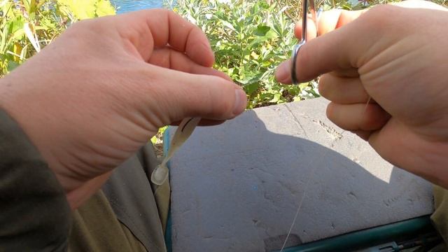 Делаю такую проводку и всегда ловлю щуку на силикон. Сборка приманки, поимка щуки