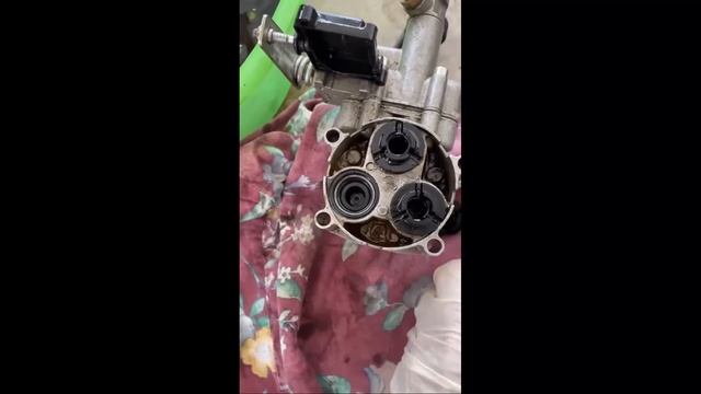 EASY TUTORIAL ON DIY REPAIR OIL LEAKING IN PRESSURE WASHER (100% WORK) смотреть онлайн