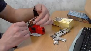 Вскрытие замка Kale