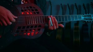 ДЕЛЬТА БЛЮЗ НА МЕДНОЙ ГИТАРЕ ВЕСОМ 5кг