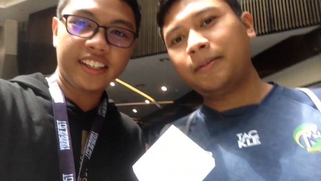Trying D-BOX ATMOS at GSC Mid Valley смотреть онлайн