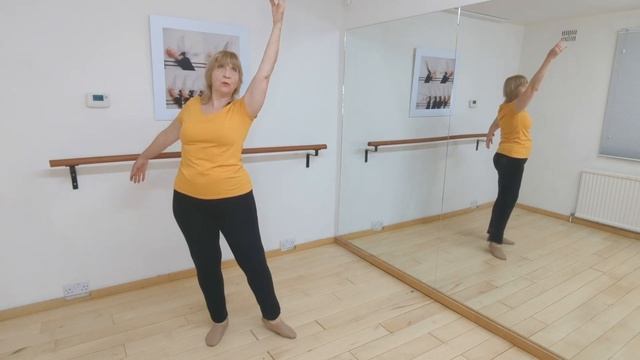 A traveling hip circle with a twist! Intermediate bellydance moves