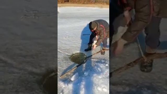 ПОЙМАЛ ОГРОМНУЮ РЫБУ СВОЕЙ МЕЧТЫ.