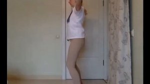 Александр Лоуэн называл это упражнение "Растяжка радости/удовольствие быть живым"
