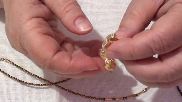 Много чокеров не бывает. Чокеры из шпинели, гранатов и кварца.