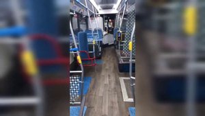 Первый снег в Москве и современные валидаторы в общественном транспорте.