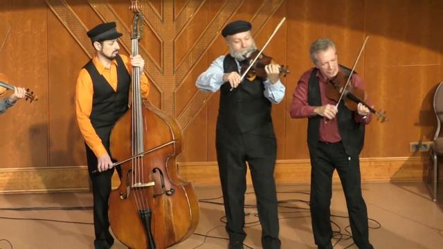 Еврейский оркестр им. А. П. Чехова (Chekhov Jewish Orchestra) - Honga Dm смотреть онлайн