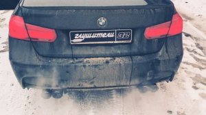 BMW F30 раздвоенный выхлоп Akrapovic Style