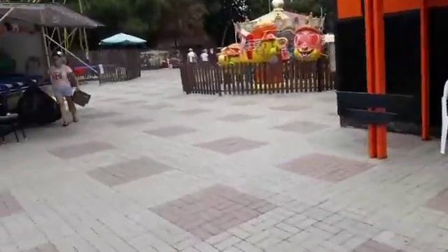 Адлер. Служба размещения отдыхающих. Детский парк на ул. Ромашек.