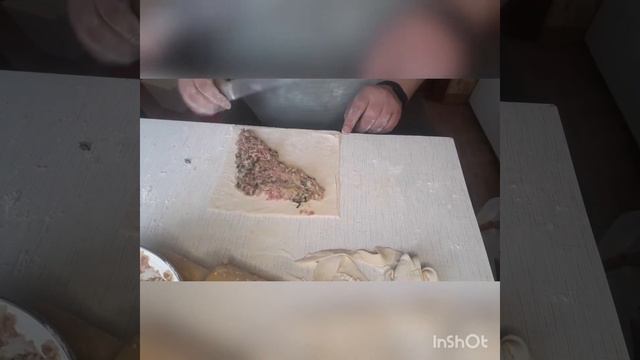 ЧЕБУРЕКИ С МЯСОМ, И БЕЛЯШИ С КАПУСТОЙ ,ОТ МИХАЛЫЧА ДОБРОТЫ