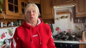 СВЕТА НЕТ, ВОДЫ НЕТ В ХАРЬКОВЕ ВТОРЫЕ СУТКИ ПЕРЕБОИ! Продаю свитера! / АРИНА БЕЛАЯ