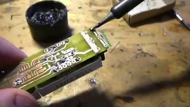 Часы-термометр на микроконтроллере ATmega8. V 2.0