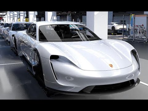 Производственная линия Porsche Taycan 2020.
