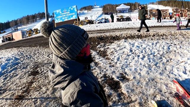 Выходные на автодоме. Катаемся на лыжах. смотреть онлайн