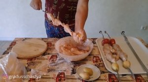 ?Окорочка в ТАНДЫРЕ в майонезе с соусом и чесноком. Жарю мясо в тандыре из кирпича