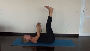 Перевёрнутая асана "Випарита Карани мудра" - асана, дарующая молодость и здоровье!