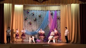 Русский народный танец «Варенька». Танцевальный народный коллектив «Росинка» (средняя группа)