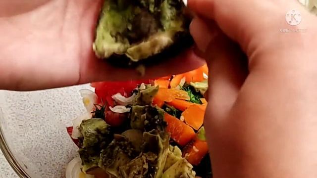 Салат с помидорами, кукурузой и авокадо...Салат со свежими помидорами ...ЛЕГКО ГОТОВИТЬ