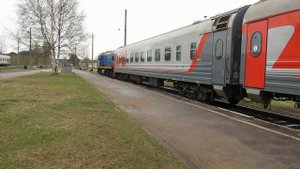 Осаживание пассажирских вагонов на станции Псков-Туристский