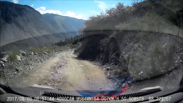 Перевал Кату-Ярык. Спуск на Nissan March. 2017год. смотреть онлайн