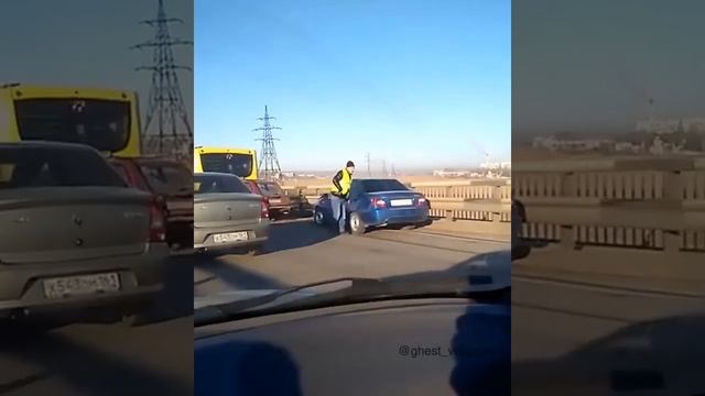 Видео аварии в Красноармейском районе Волгограда